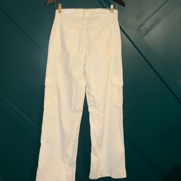 American Eagle Outfitters White Wide Leg Cargo Pants - Picture 3 of 5